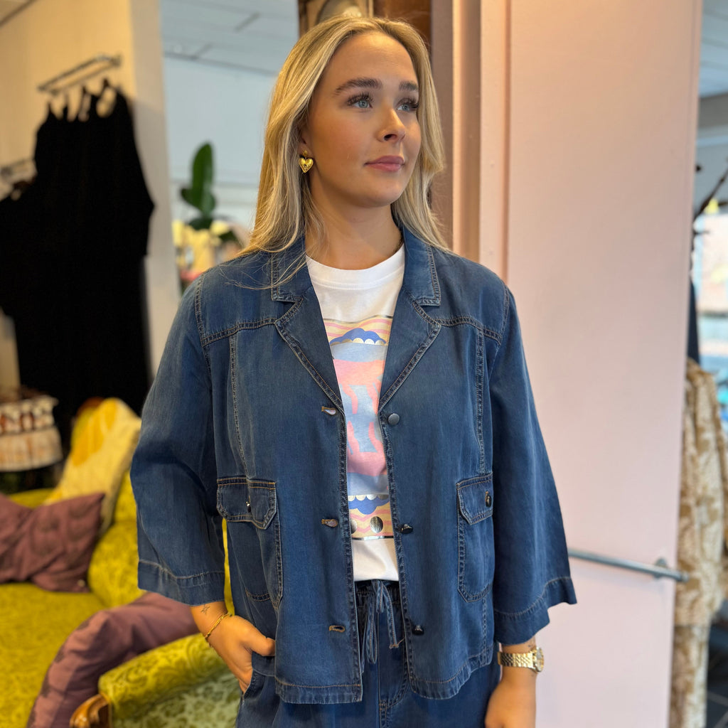 NÜMPH - SKJORTE - MIAMI 705297 - MEDIUM BLUE DENIM