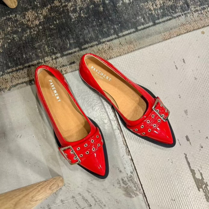PAVEMENT - BALLERINA - SASO LOW 23185 - RØD PATENT