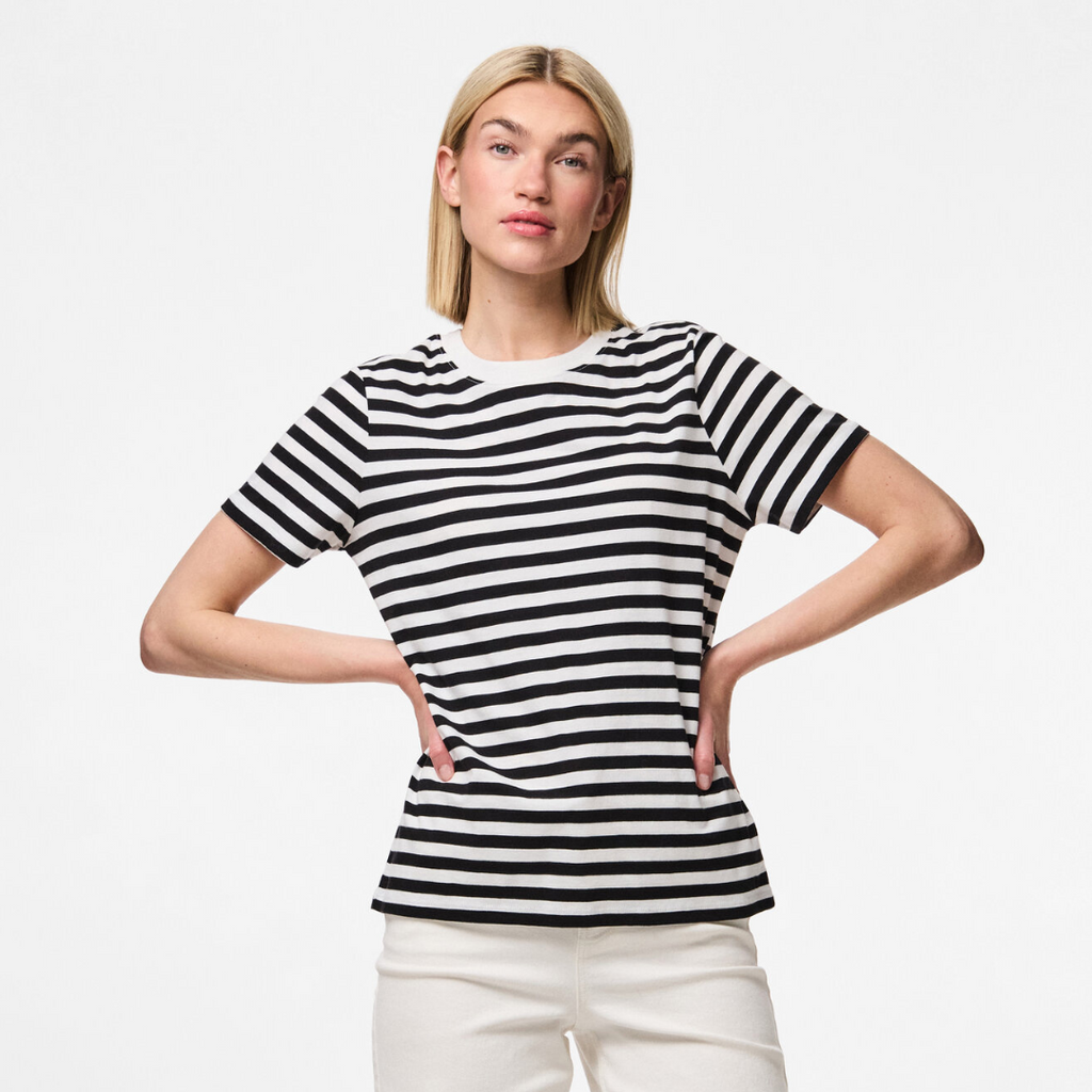 PIECES - T-SHIRT - RIA 17146339 - BLACK/BRIGHT WHITE