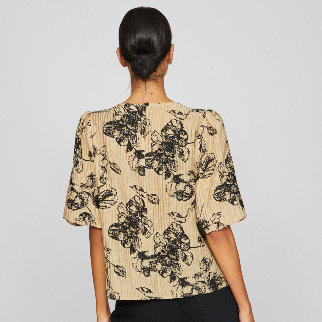 VILA - BLUSE - SACHI 14107836 - TIGERS EYE/BLACK FLOWERS