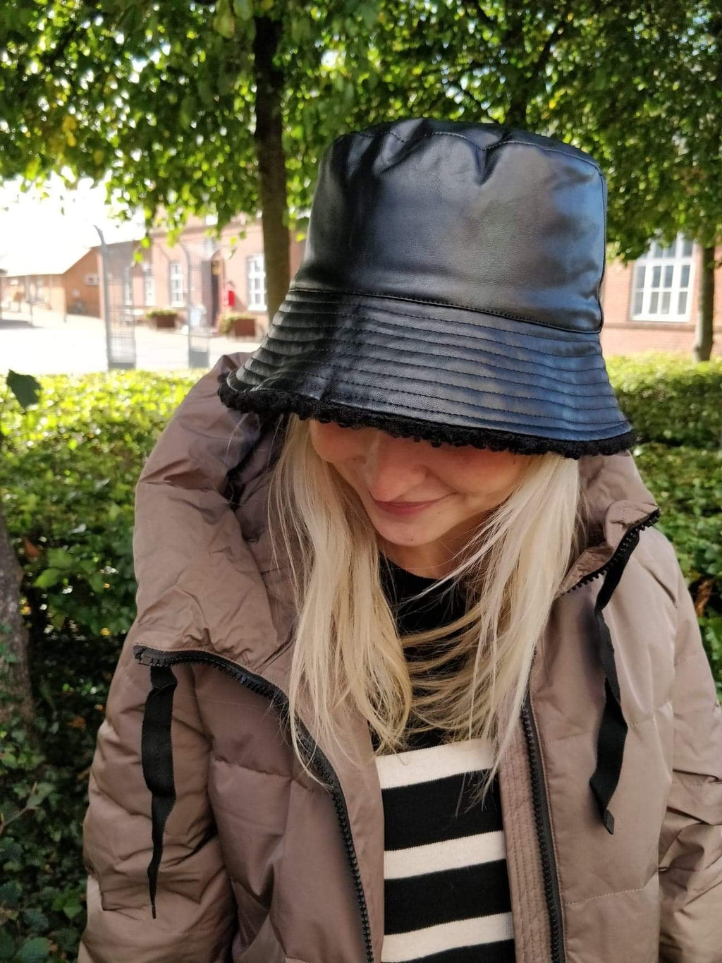 ONLY - BØLLEHAT - JOLINE PU 15274975 - SORT
