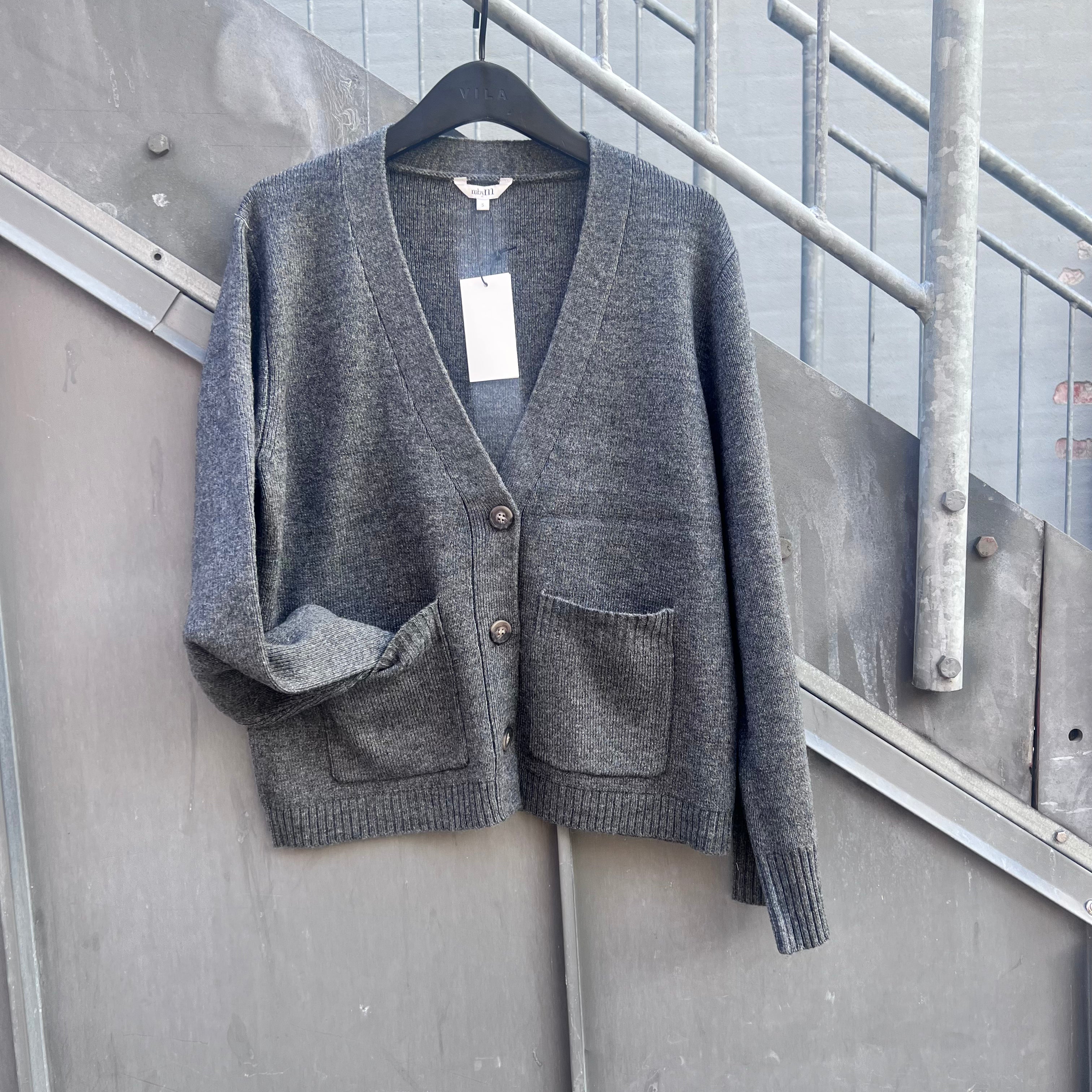 MBYM - CARDIGAN - RAHMA PACARI - CHARCOAL MELANGE