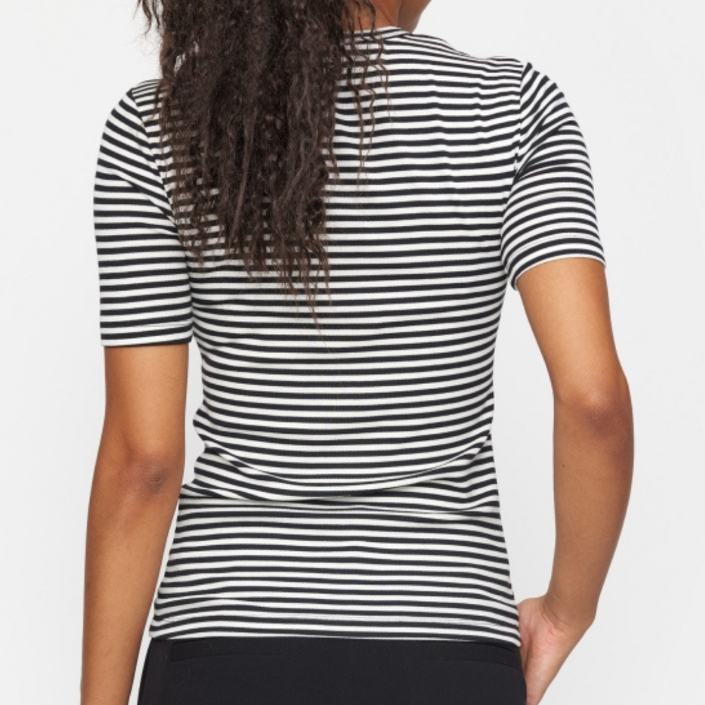 SOFT REBELS - T-SHIRT - FENJA SR124-304 - SORT STRIB