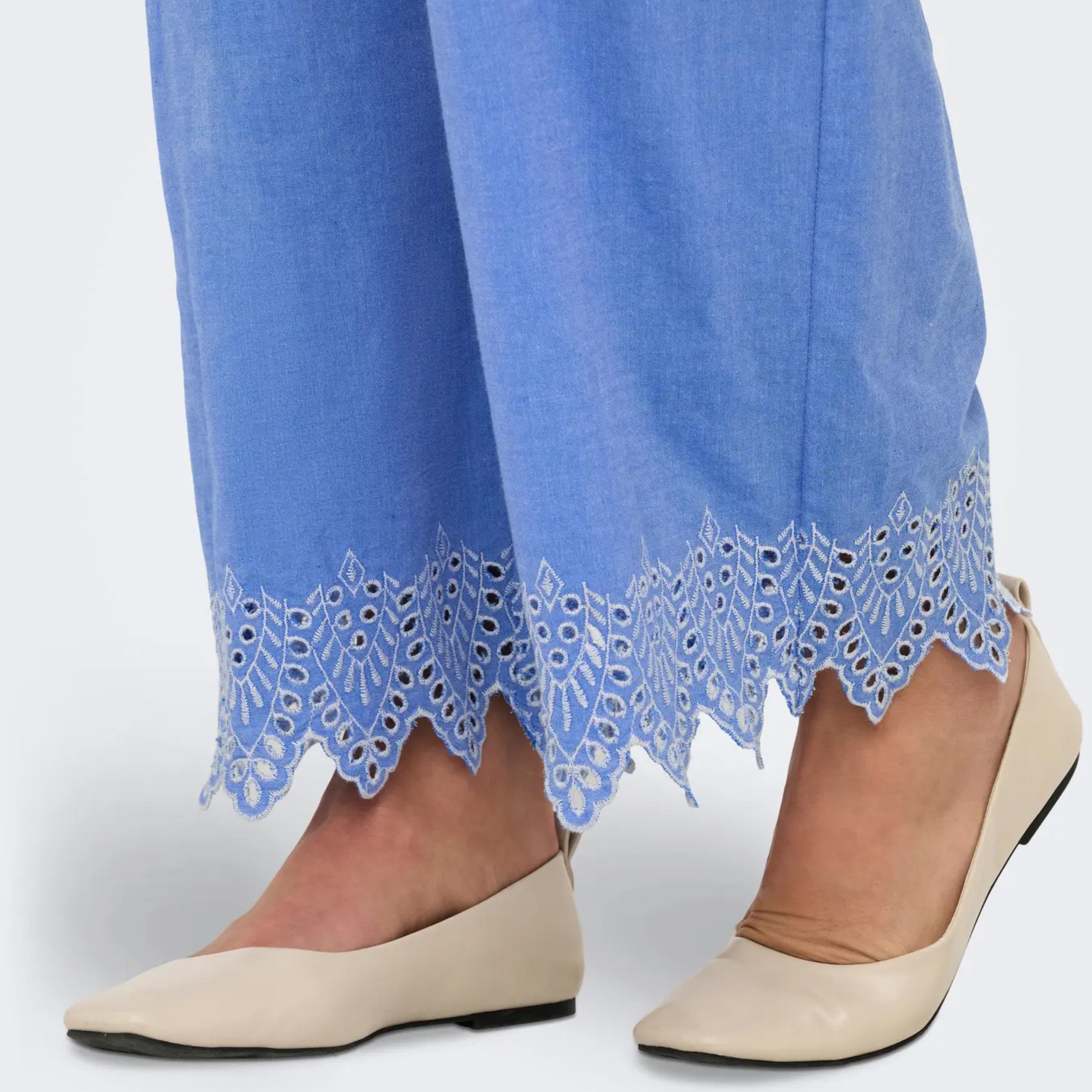 ONLY - BUKS - PAULA TULUM 15343184 - BLUE BONNET/BRIGHT WHITE EMB.