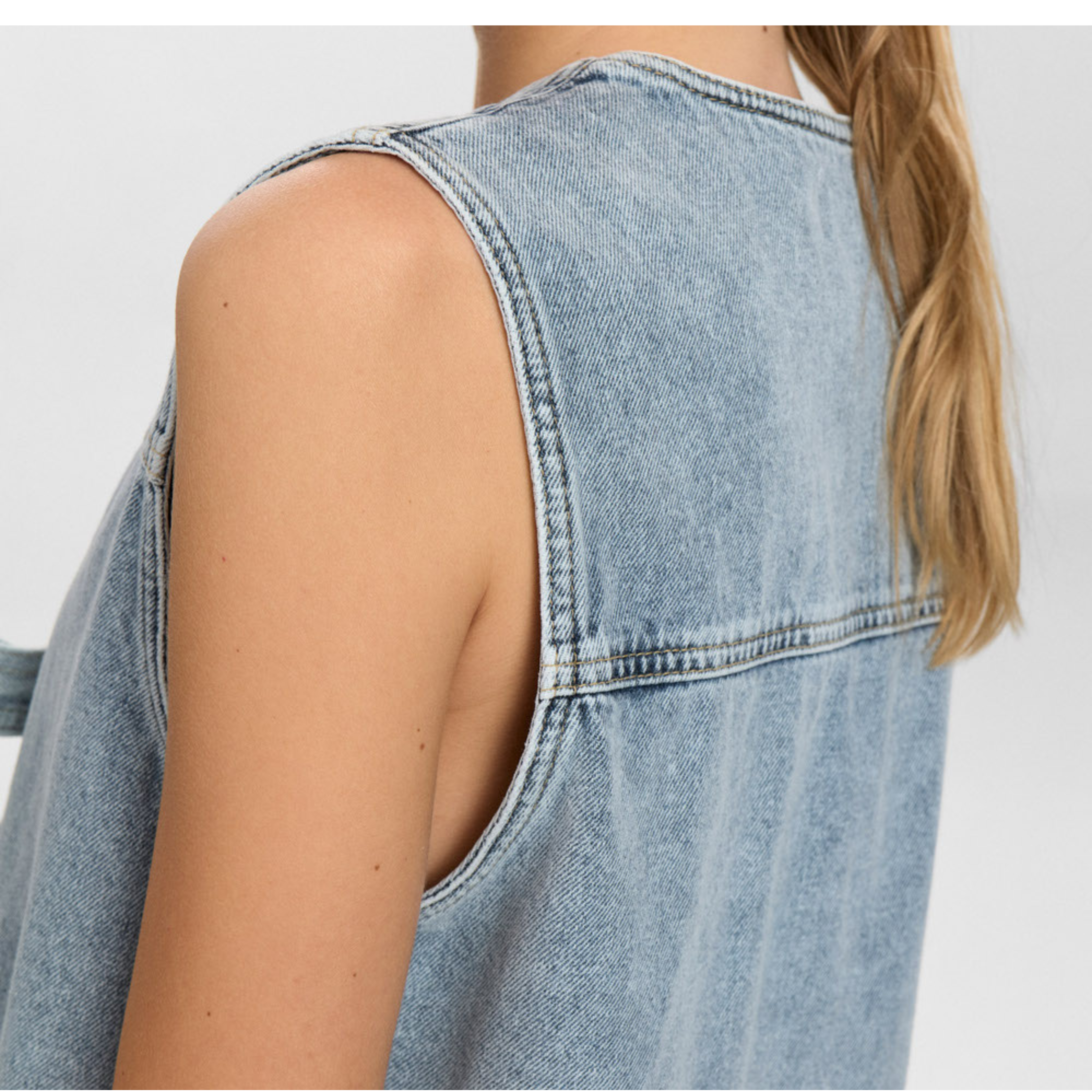 NÜMPH - VEST - BROOKLYN 705654 - LIGHT BLUE BLEACH