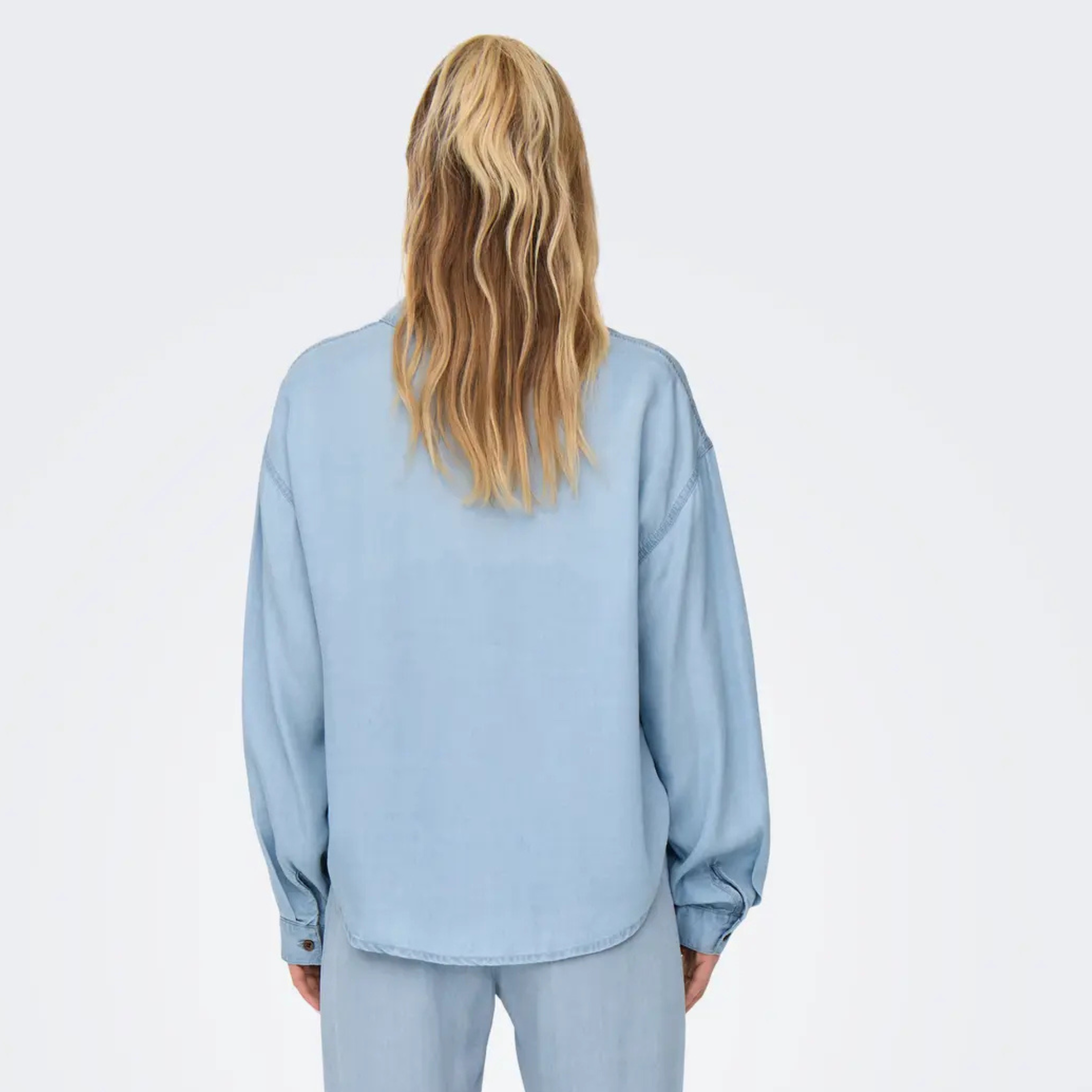 ONLY - SKJORTE - CHARIS 15337928 - LIGHT BLUE DENIM