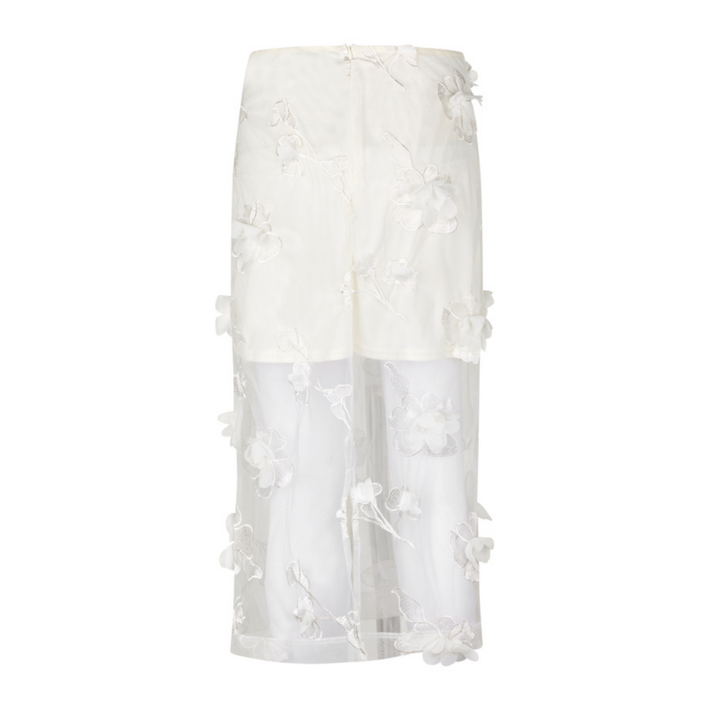 MBYM - NEDERDEL - ESSIE LACILLA 62230400 - SUGAR